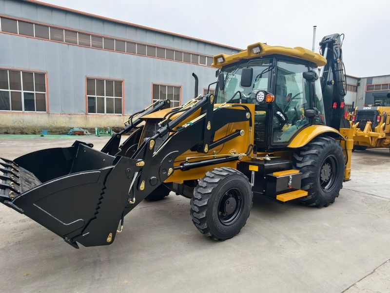 Buldoexcavator tip JCB cu Motor Euro V